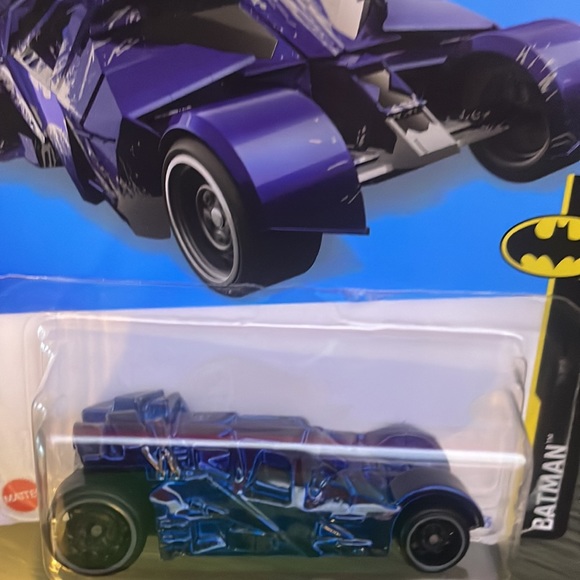 Dark Knight Batmobile : Batman Trilogy - Picture 5 of 11